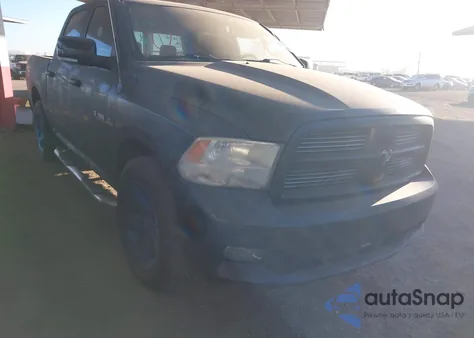 2010 Dodge Ram 1500 Slt/Sport/Trx z USA, uszkodzony, nr VIN 1D7RB1CT4AS222906